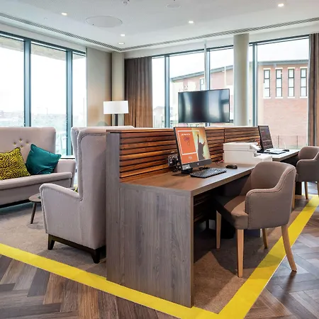 Hampton By Hilton Old Town Отель