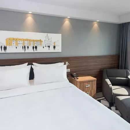 Hampton By Hilton Old Town