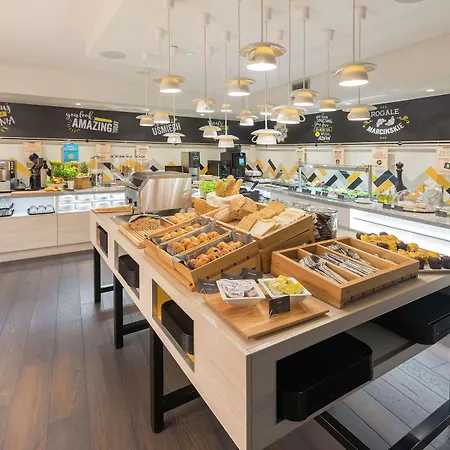 Otel Hampton By Hilton Old Town