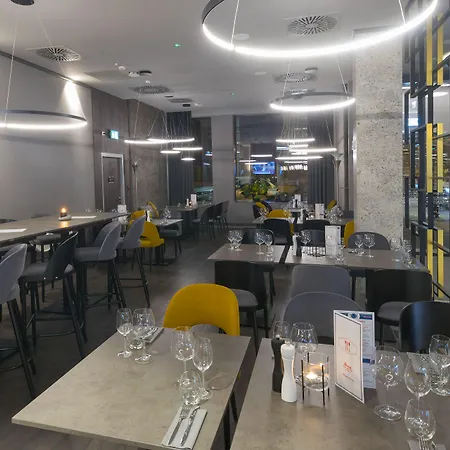 Hampton By Hilton Old Town Otel Poznan