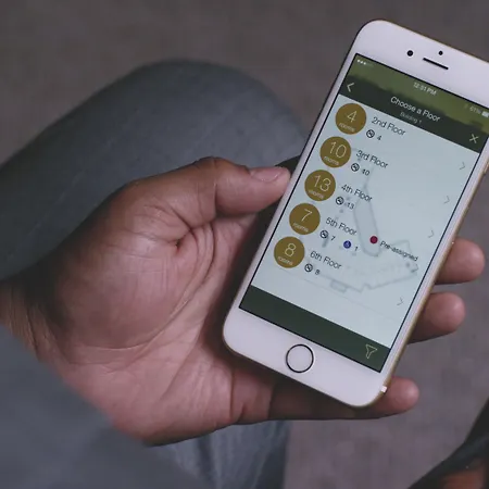 Otel Hampton By Hilton Old Town 3*