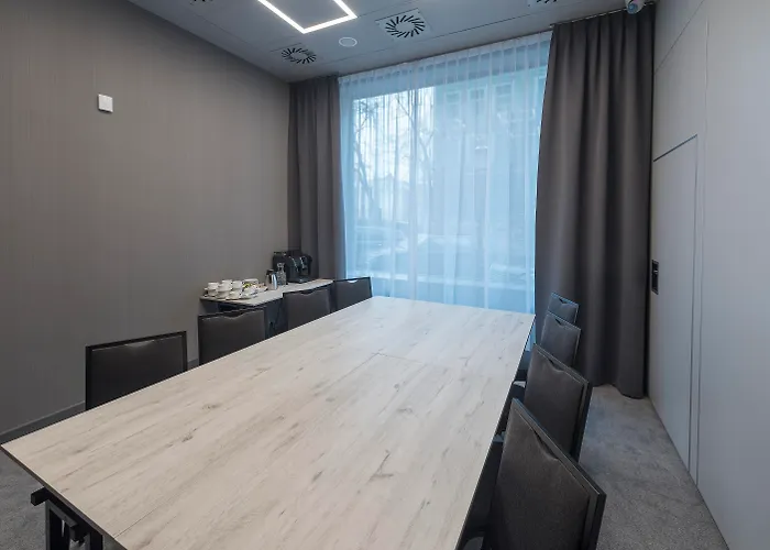 Hotell Hampton By Hilton Old Town