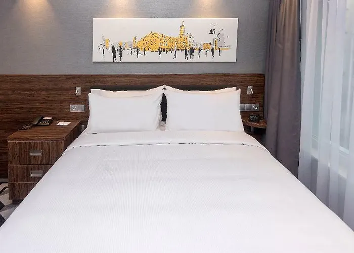 Hotell Hampton By Hilton Old Town