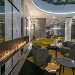 Hotel Hampton By Hilton Old Town 3*