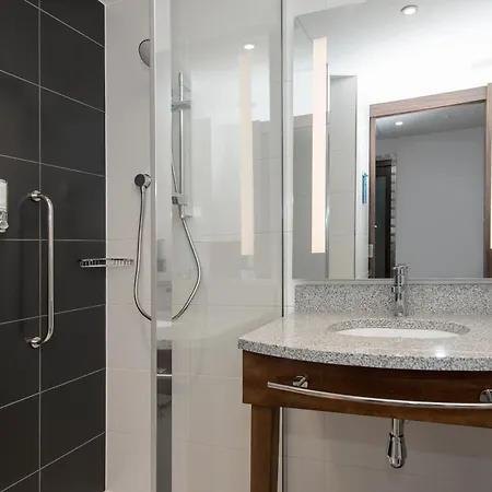 Отель Hampton By Hilton Old Town 3*