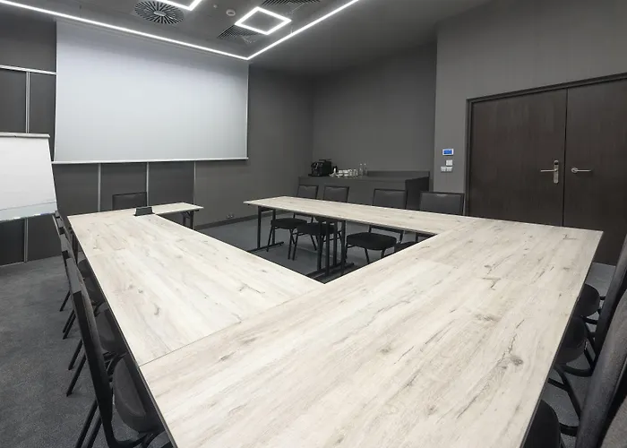 Hampton By Hilton Old Town 3* Poznan