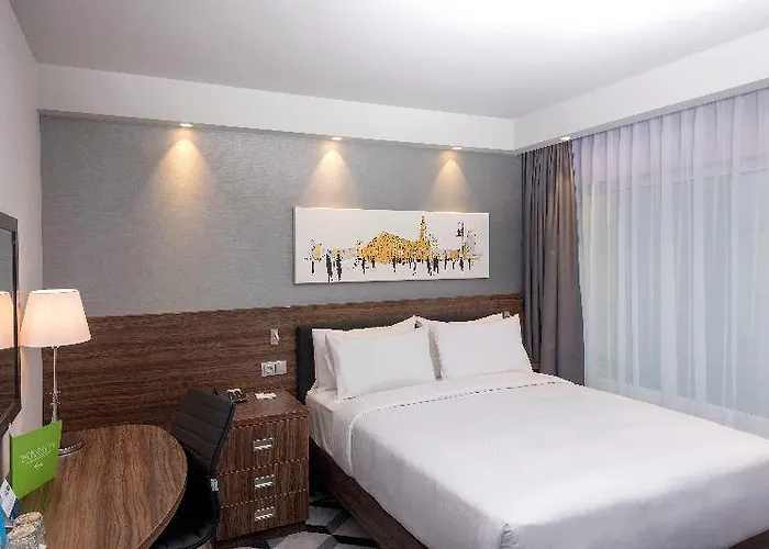 Hampton By Hilton Old Town Hotel